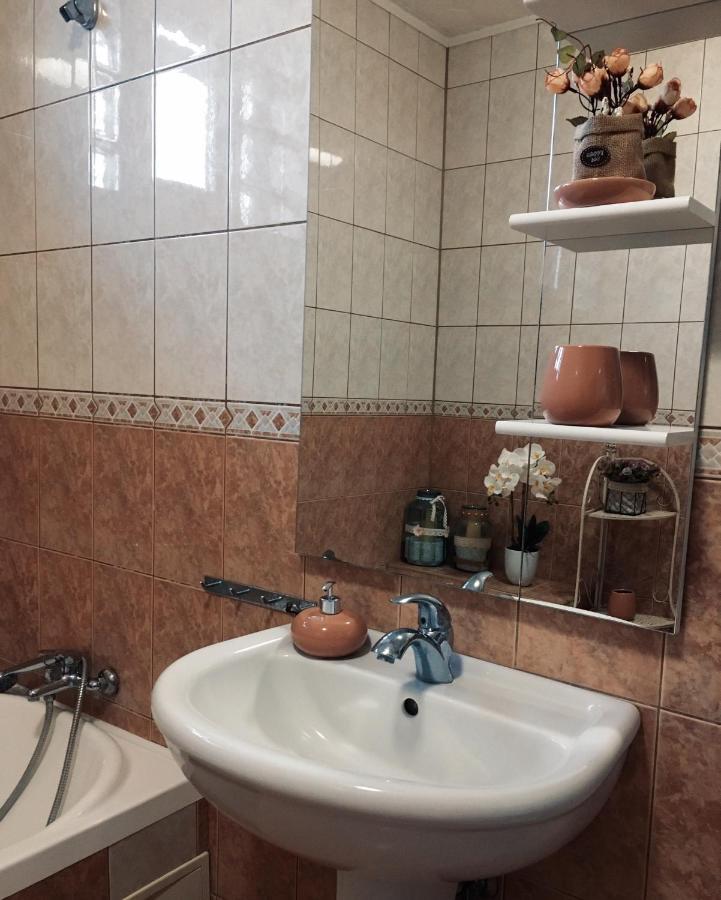 Kara Apartman Székelyudvarhely Kültér fotó