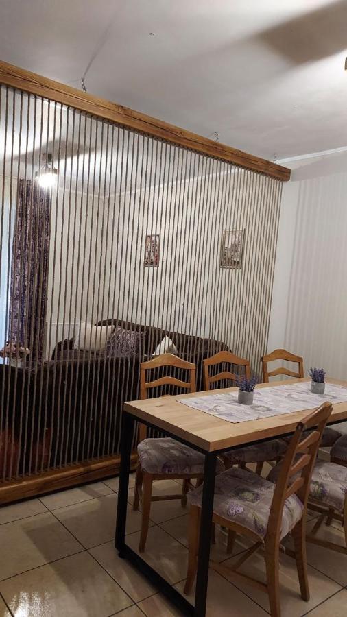 Kara Apartman Székelyudvarhely Kültér fotó