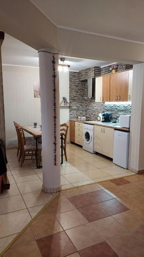 Kara Apartman Székelyudvarhely Kültér fotó